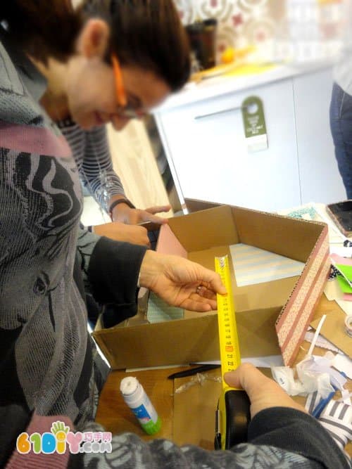 Waste Carton Making Paper House