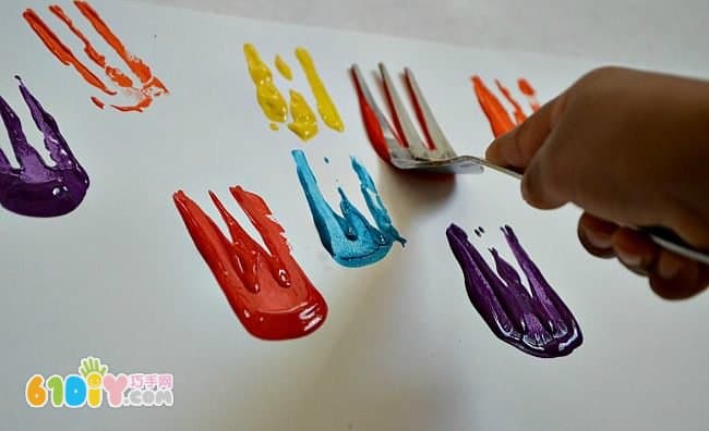 Painting with a fork