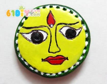 Clay making personalized refrigerator stickers