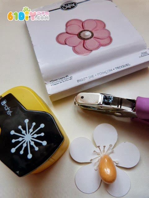 DIY Paper Flower Card Making