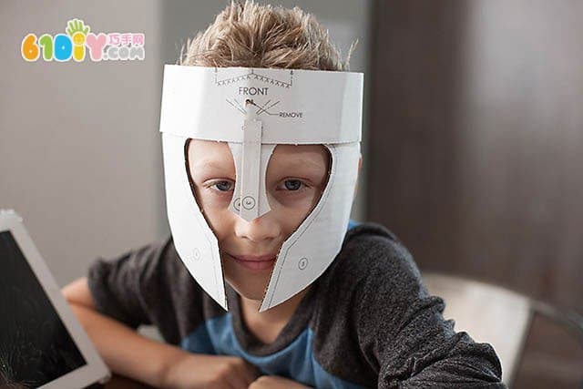 DIY Knight Helmet from Cardboard