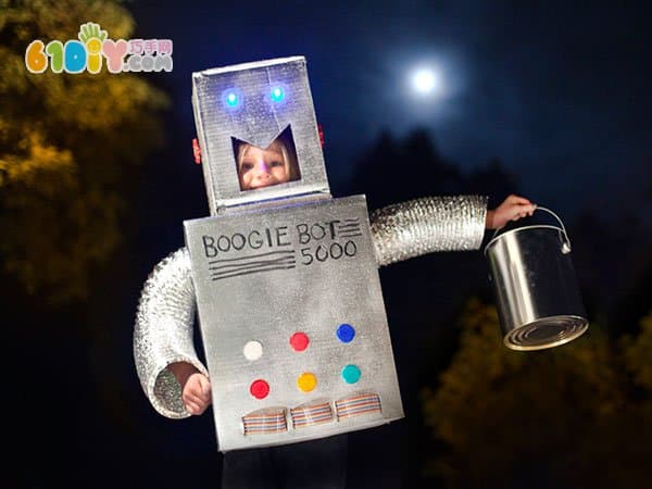 Waste carton creative production robot costume