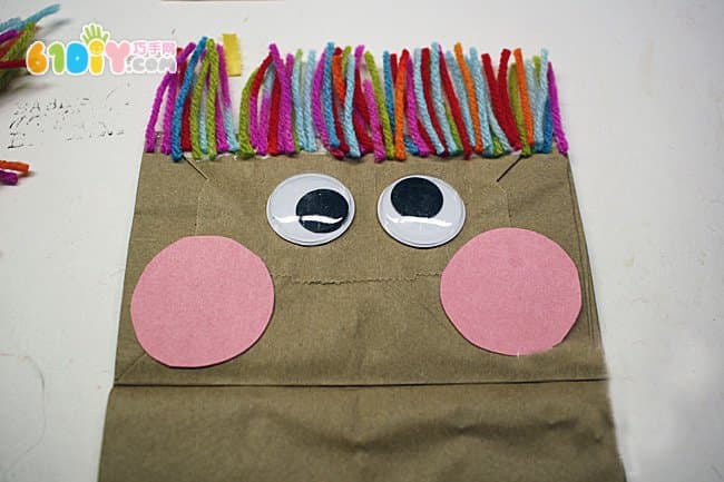 Paper bag doll hand puppet production