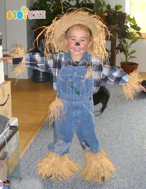 Scarecrow Dress Up