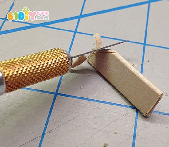 Ice cream stick clothespin manual mini fighter DIY