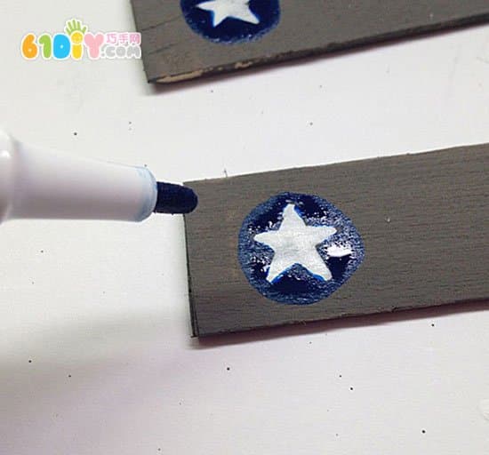 Ice cream stick clothespin manual mini fighter DIY