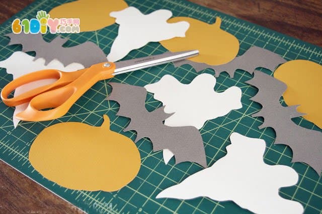 Simple Halloween decoration handmade