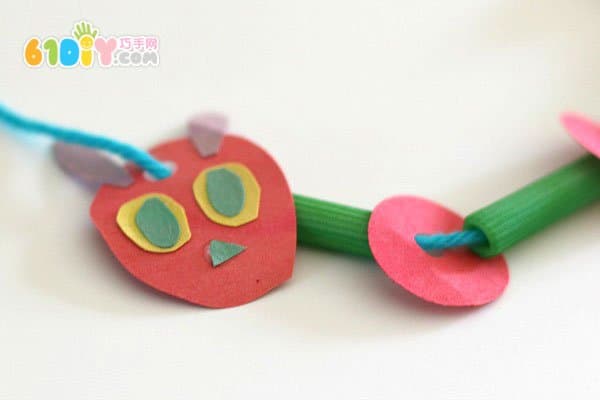 Child necklace making hungry caterpillar