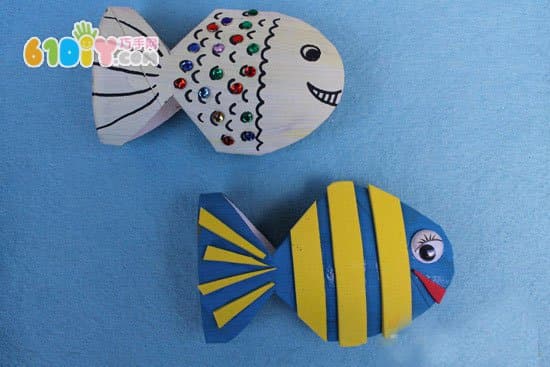 Paper tube making beautiful small fish