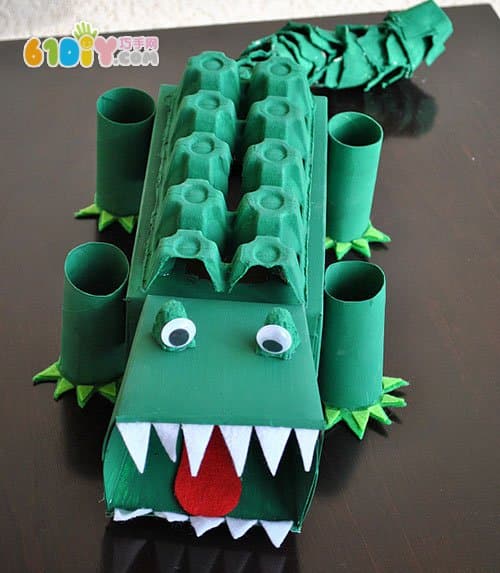 Waste making crocodile