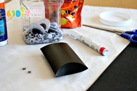 Cute Roll Paper Tube Bat Making Method
