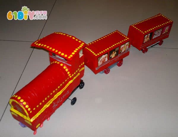 Environmentally friendly handmade carton train works