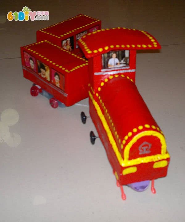 Environmentally friendly handmade carton train works