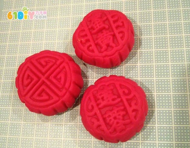 Mid-Autumn Festival moon cake made of ultra-light clay