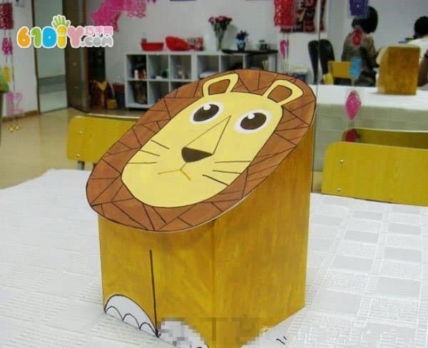 Waste cardboard box handmade DIY cartoon lion storage box