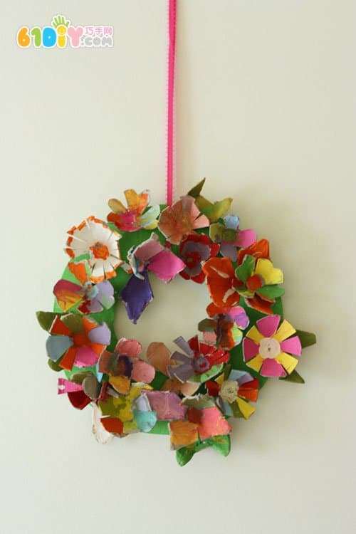 Beautiful egg tray garland production (spring)