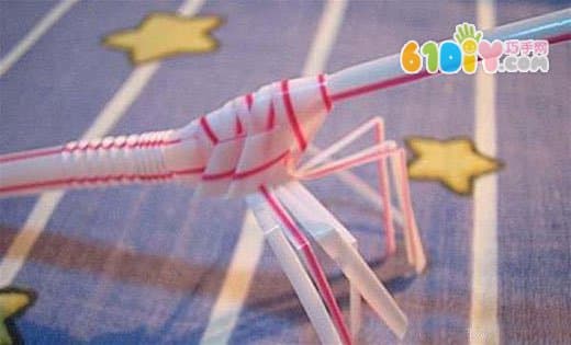 Straw hand-woven shrimp