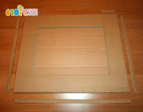 Children's Handmade Egg Shell Waste Cardboard Photo Frame