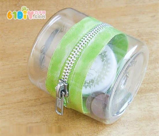 Waste Beverage Bottle Making Zipper Storage Box