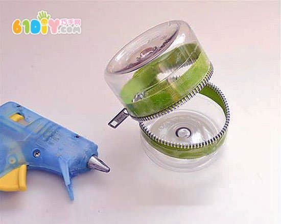Waste Beverage Bottle Making Zipper Storage Box