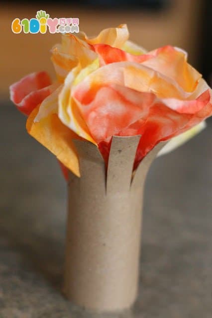 Child paper tube handmade autumn tree