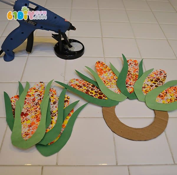 Bubble film DIY corn wreath handmade