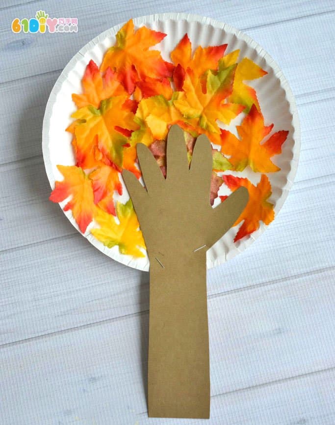 Children's paper tray handmade autumn palm tree