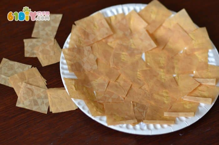 Autumn handmade paper plate making acorns