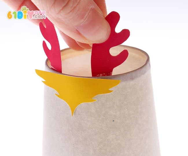 Children's New Year DIY Paper Cup Dragon Handmade