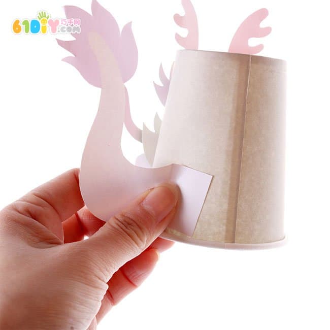 Children's New Year DIY Paper Cup Dragon Handmade