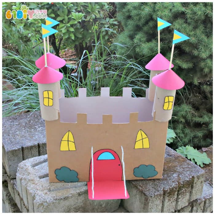 Children's handmade waste carton paper tube making castle