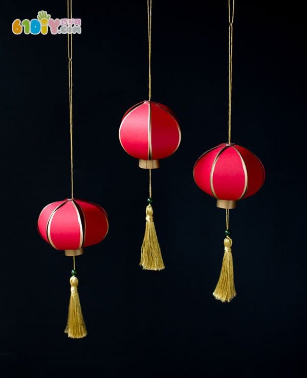 DIY making Chinese style new year paper lanterns