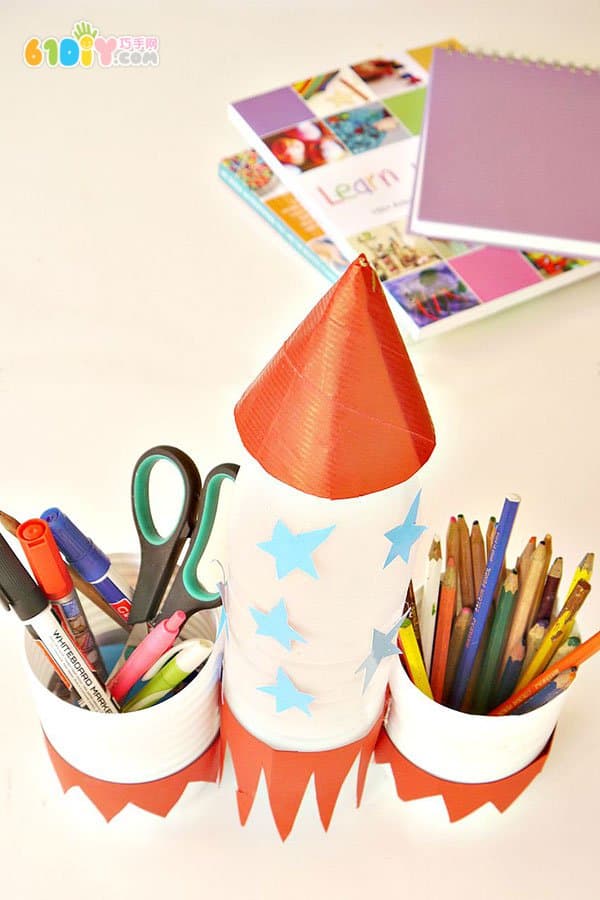 Waste plastic bottle making pen holder