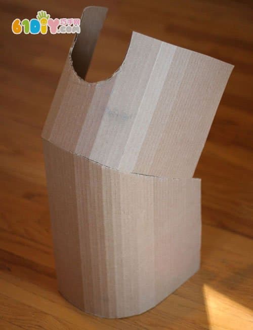 Waste cardboard armor artwork and production process