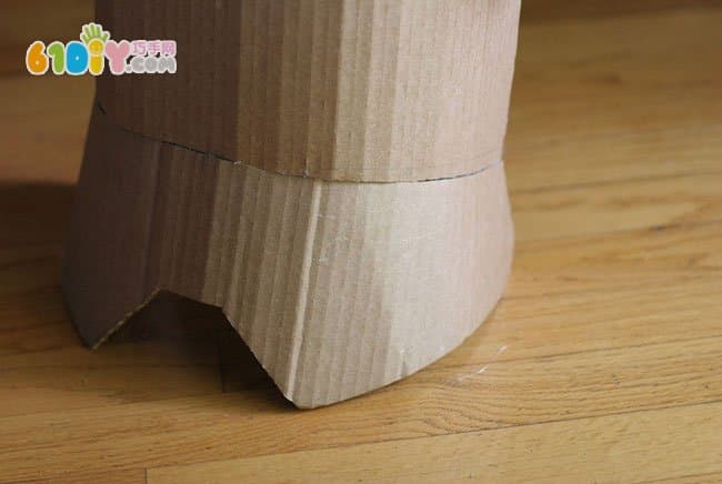 Waste cardboard armor artwork and production process