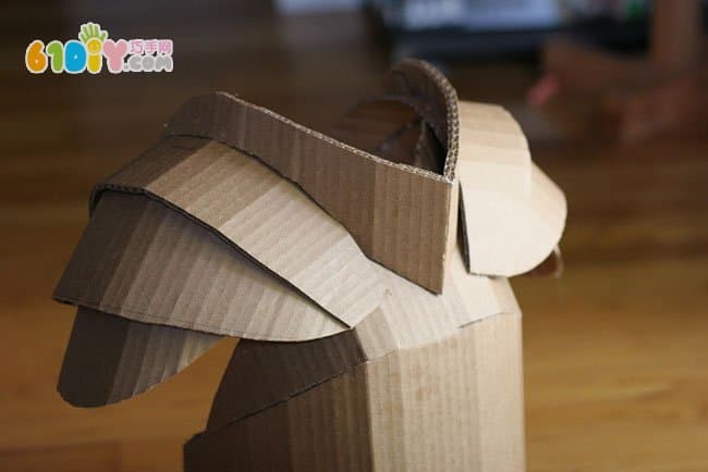 Waste cardboard armor artwork and production process