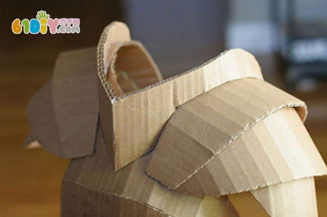 Waste cardboard armor artwork and production process