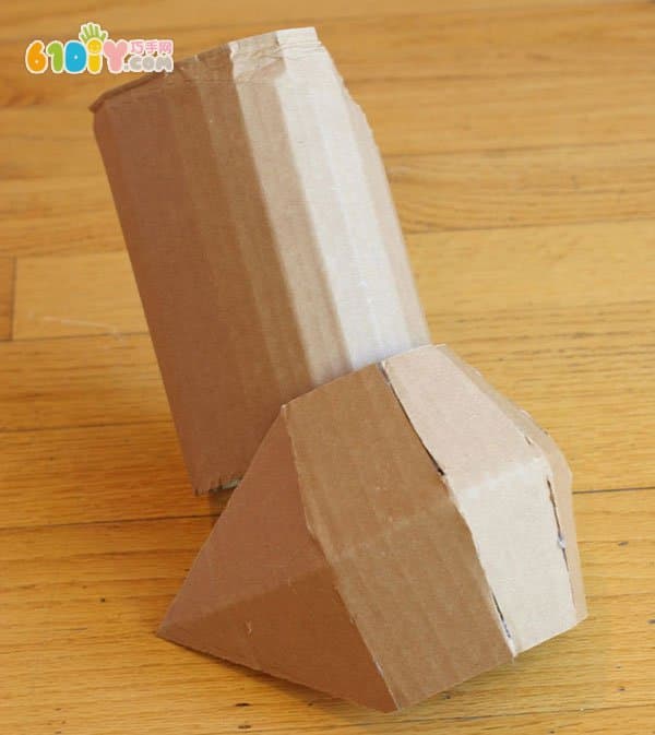 Waste cardboard armor artwork and production process