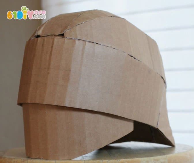 Waste cardboard armor artwork and production process