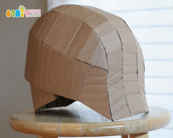 Waste cardboard armor artwork and production process