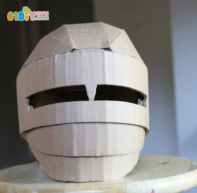 Waste cardboard armor artwork and production process