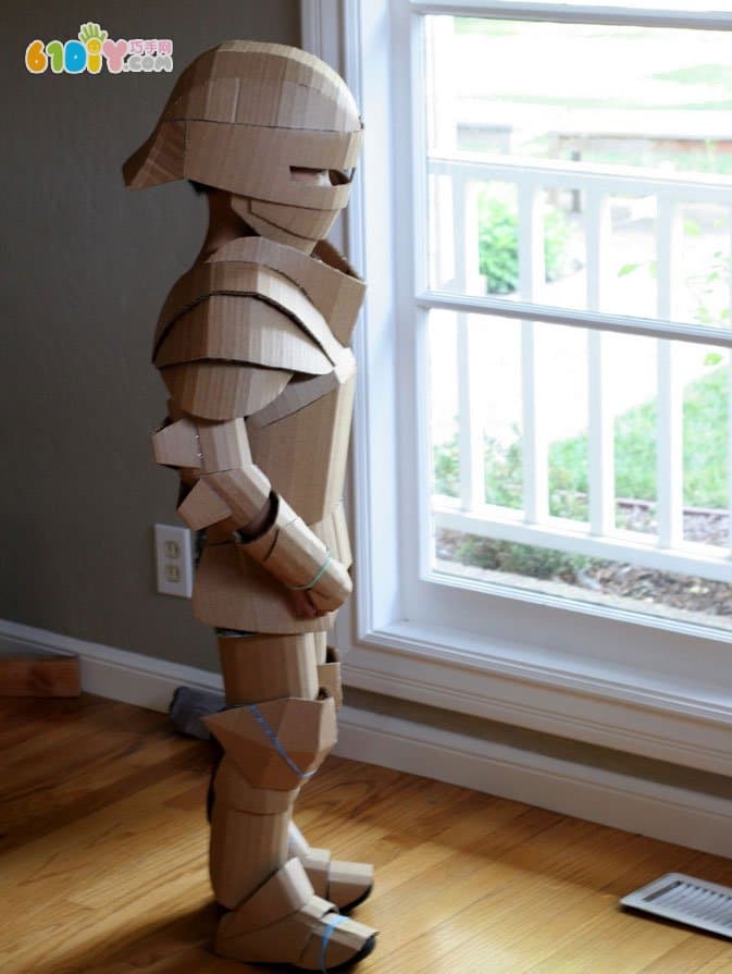 Waste cardboard armor artwork and production process