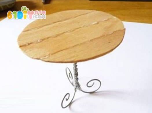 Ice cream bar, thin wire, handmade table and chair