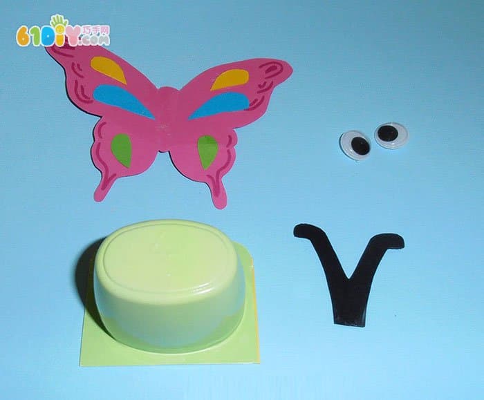 Kindergarten waste use handmade yoghurt cup small butterfly