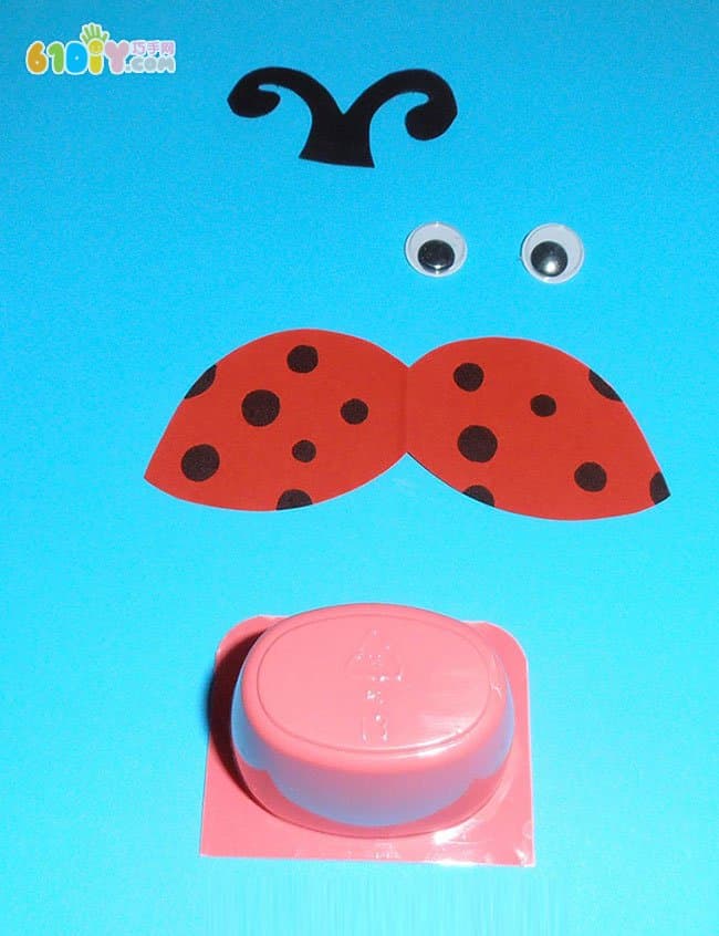 Kindergarten waste utilization manual yoghurt cup small ladybug