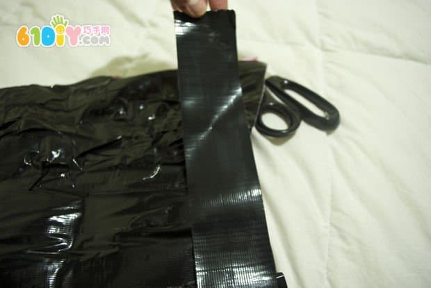 Making a vintage dress corset with tape
