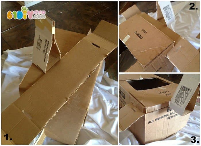 Carton making large toy airplanes