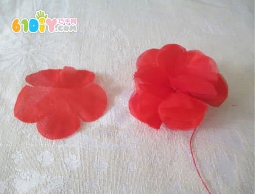 Making flower hair clips from waste materials