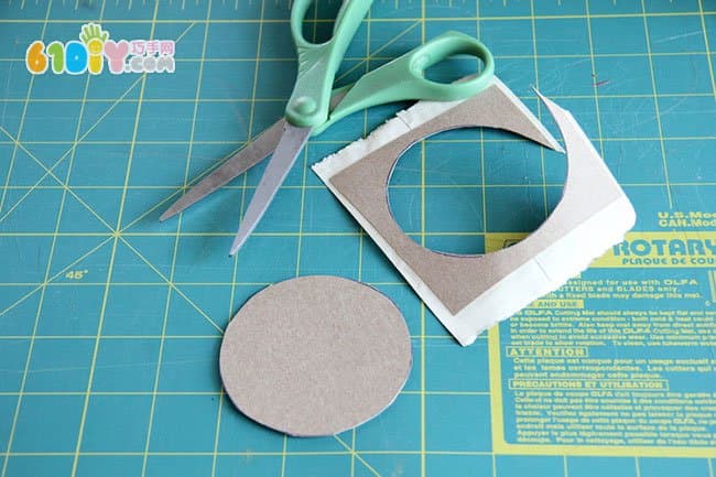 Father's Day handmade medal making tutorial