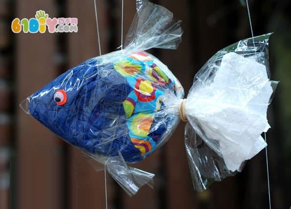 Children's creativity plastic bag paper towel fish ornaments